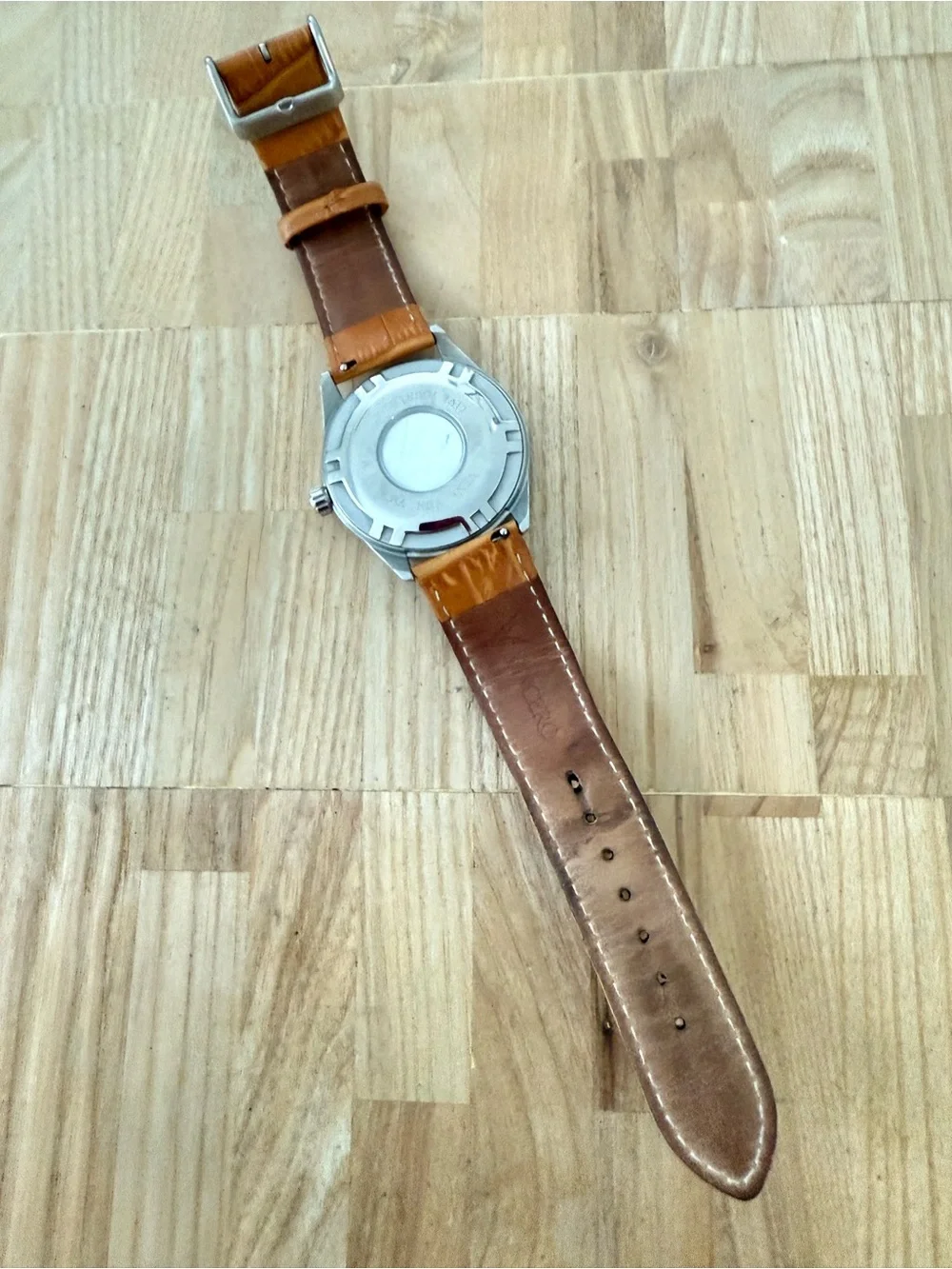 Vincero brand model